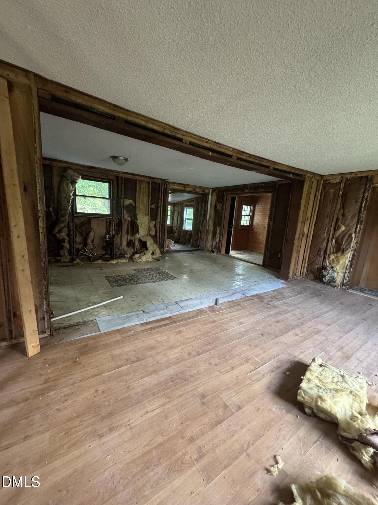 2633 Tanbark Drive Property Photo 6