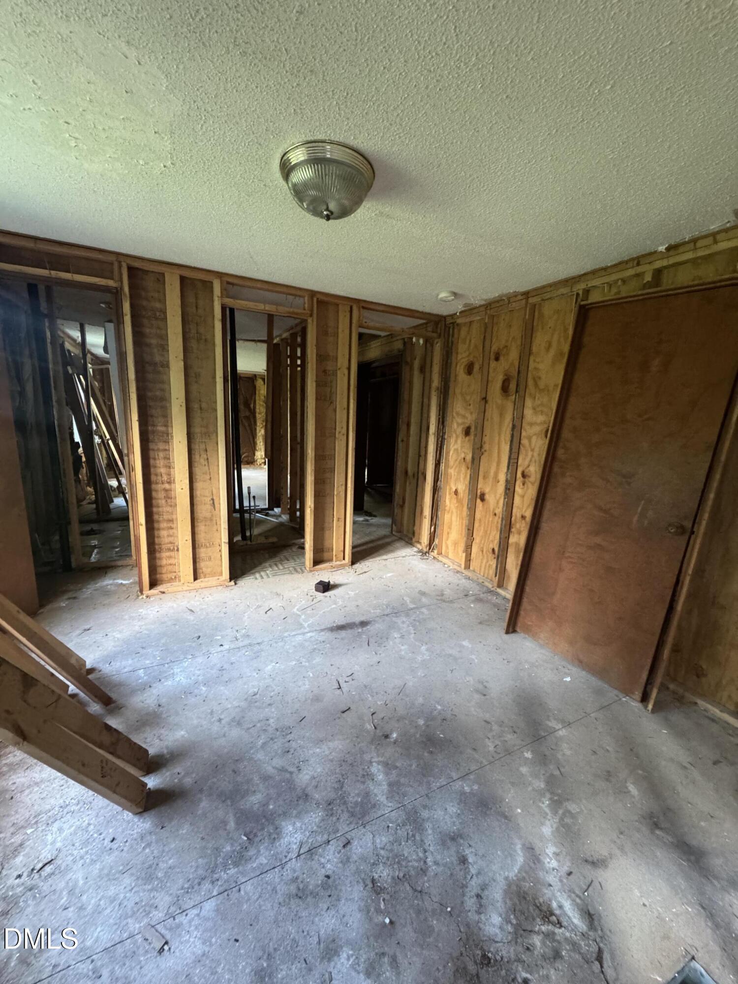 2633 Tanbark Drive Property Photo 7