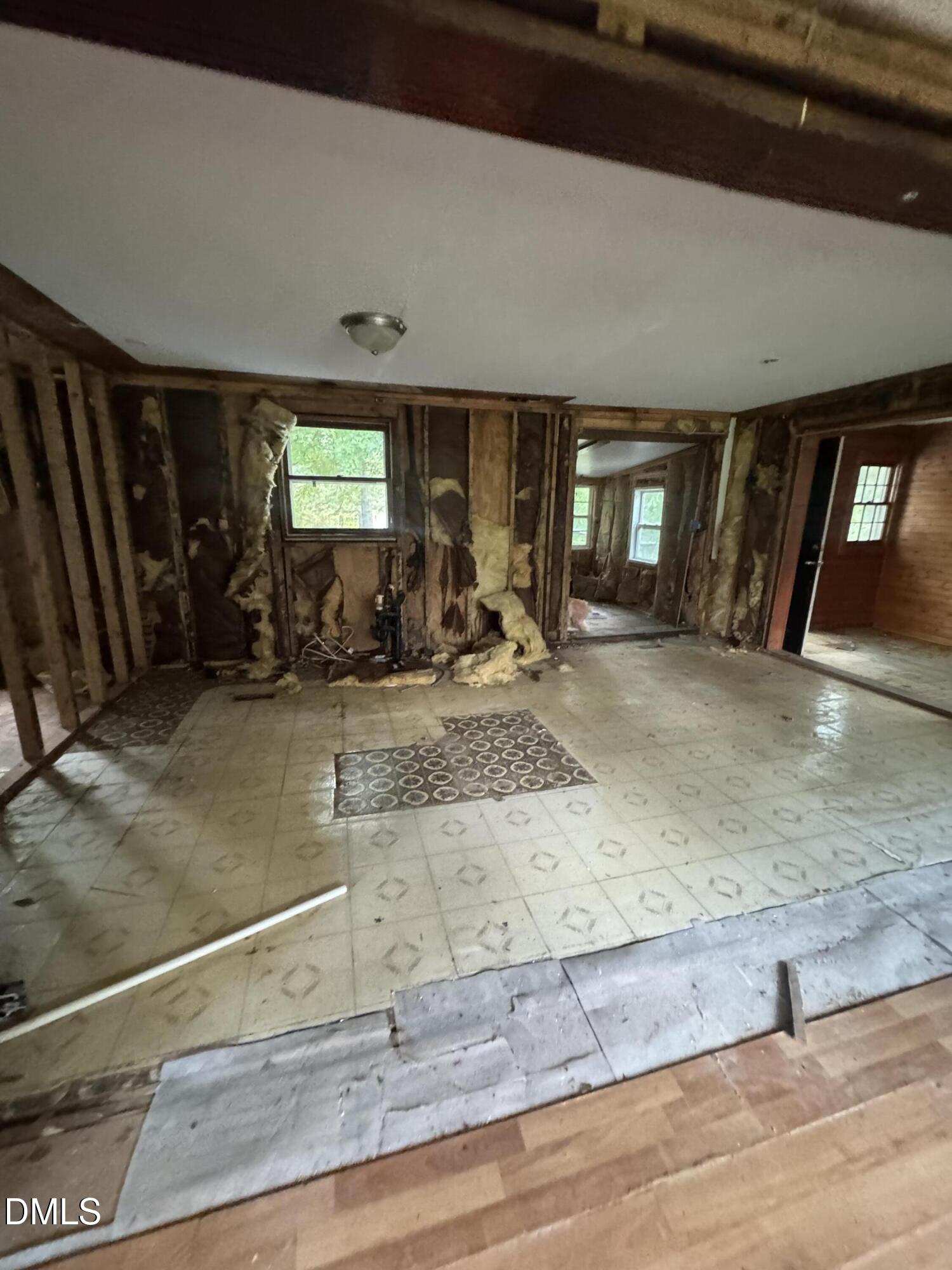 2633 Tanbark Drive Property Photo 8
