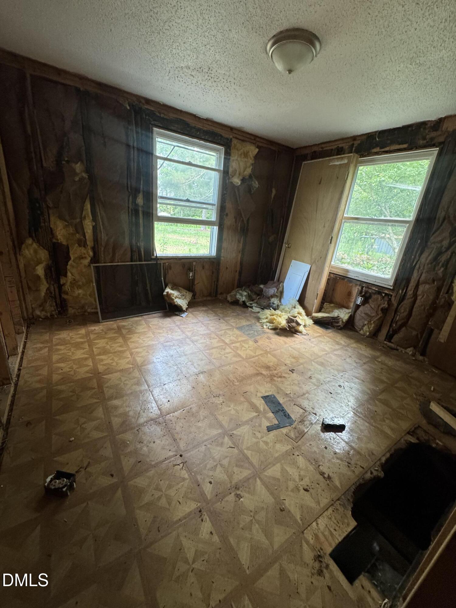 2633 Tanbark Drive Property Photo 9