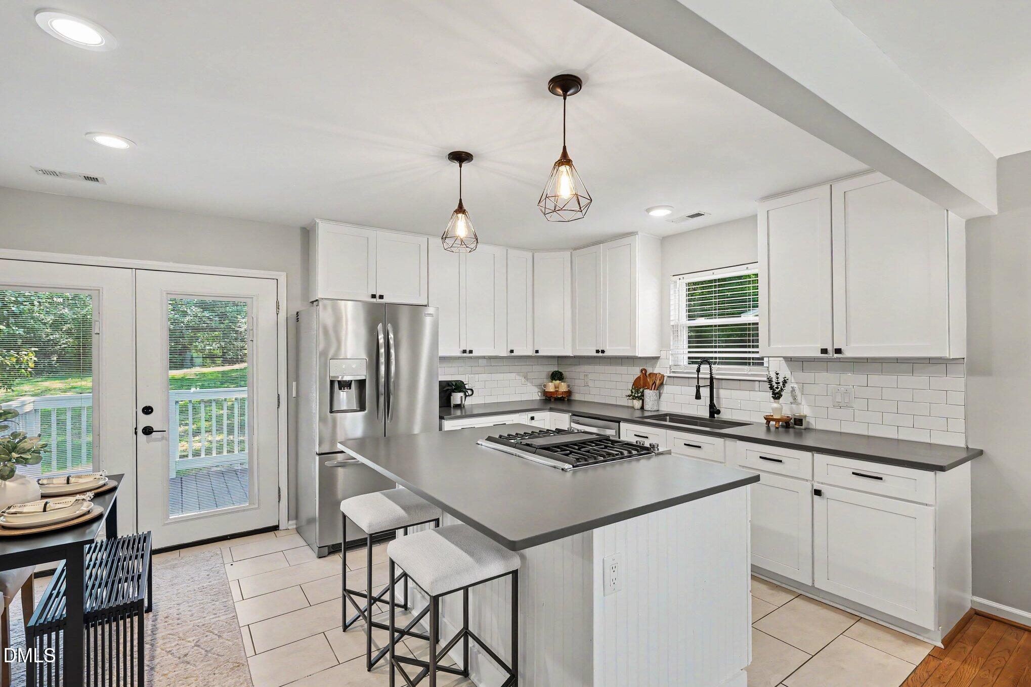 1016 Mills Street Property Photo 10