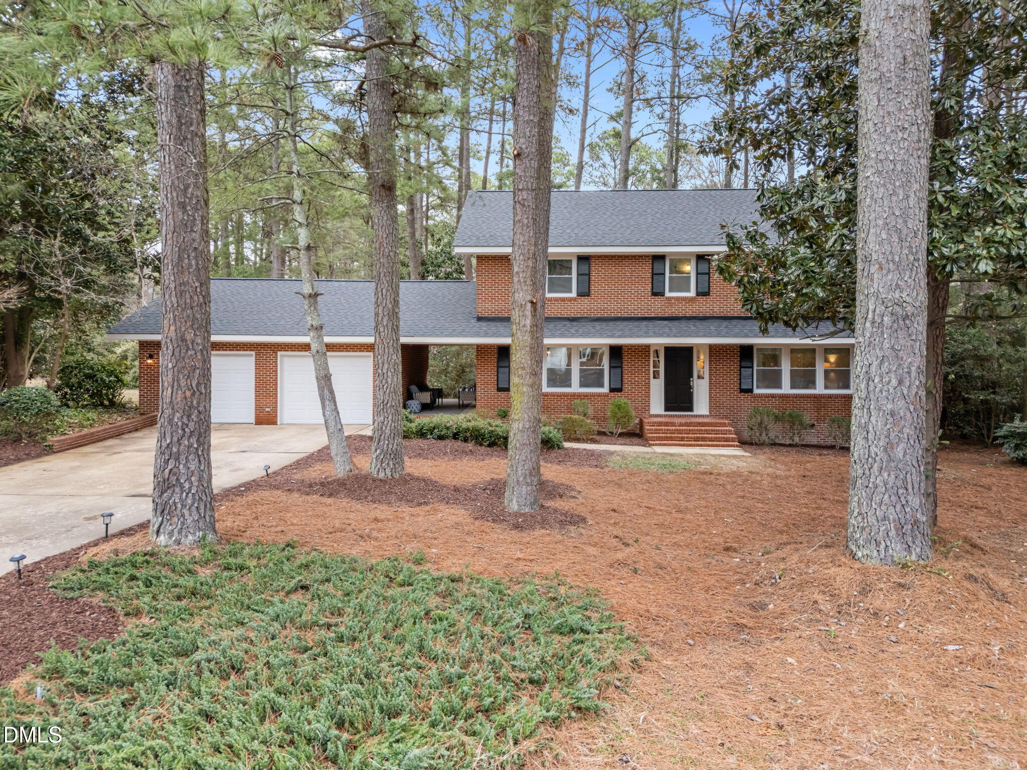 1001 Wilshire Drive Property Photo 3