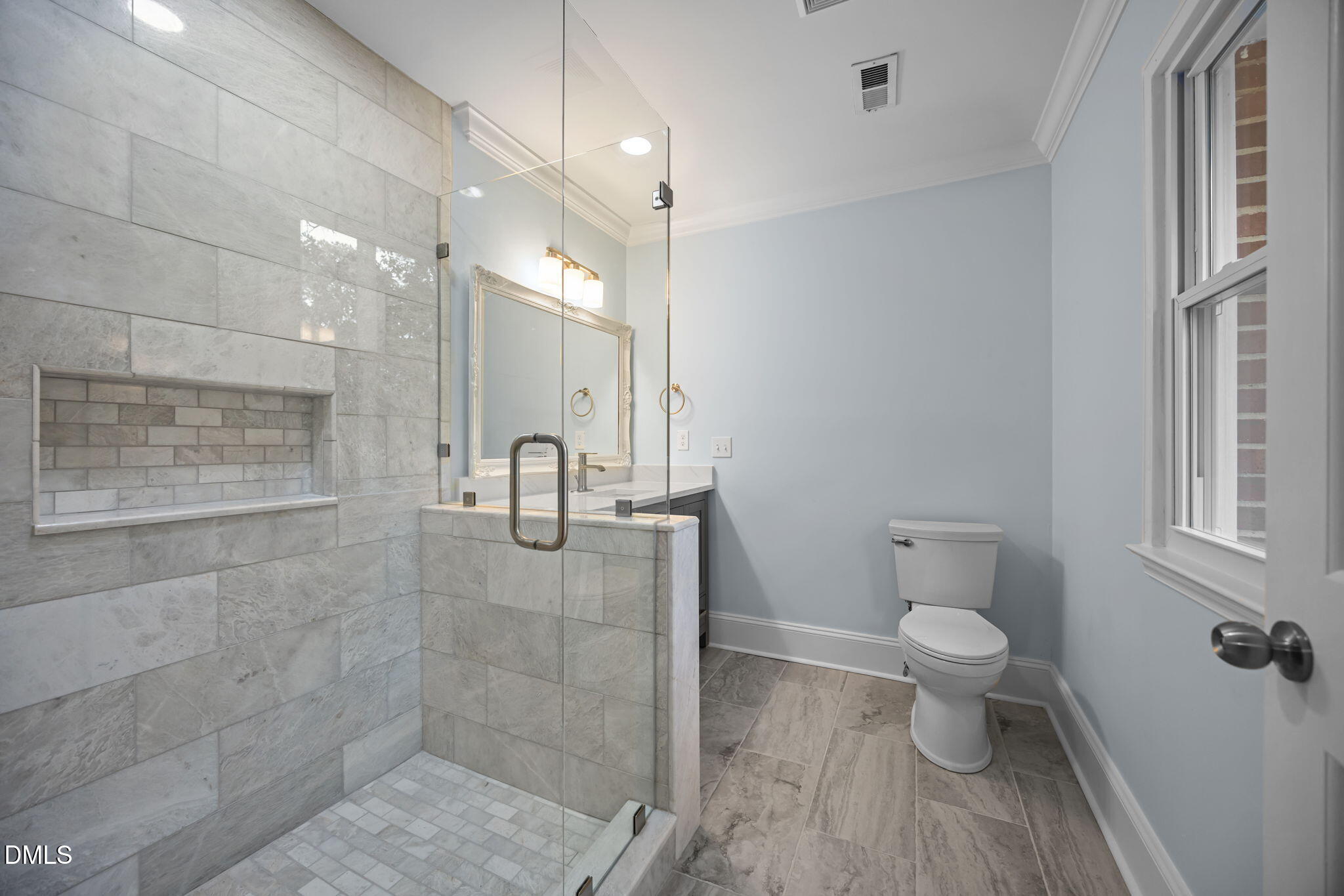 1001 Wilshire Drive Property Photo 30