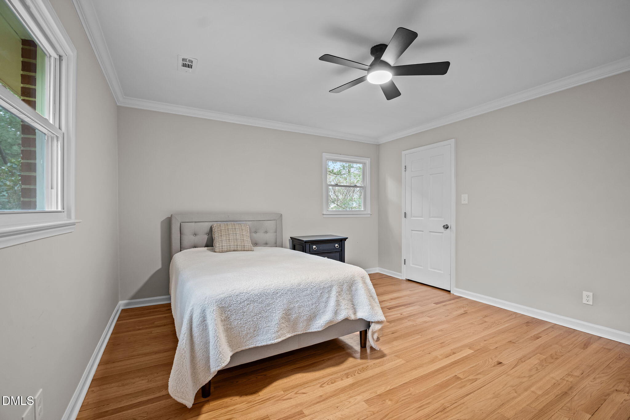 1001 Wilshire Drive Property Photo 32