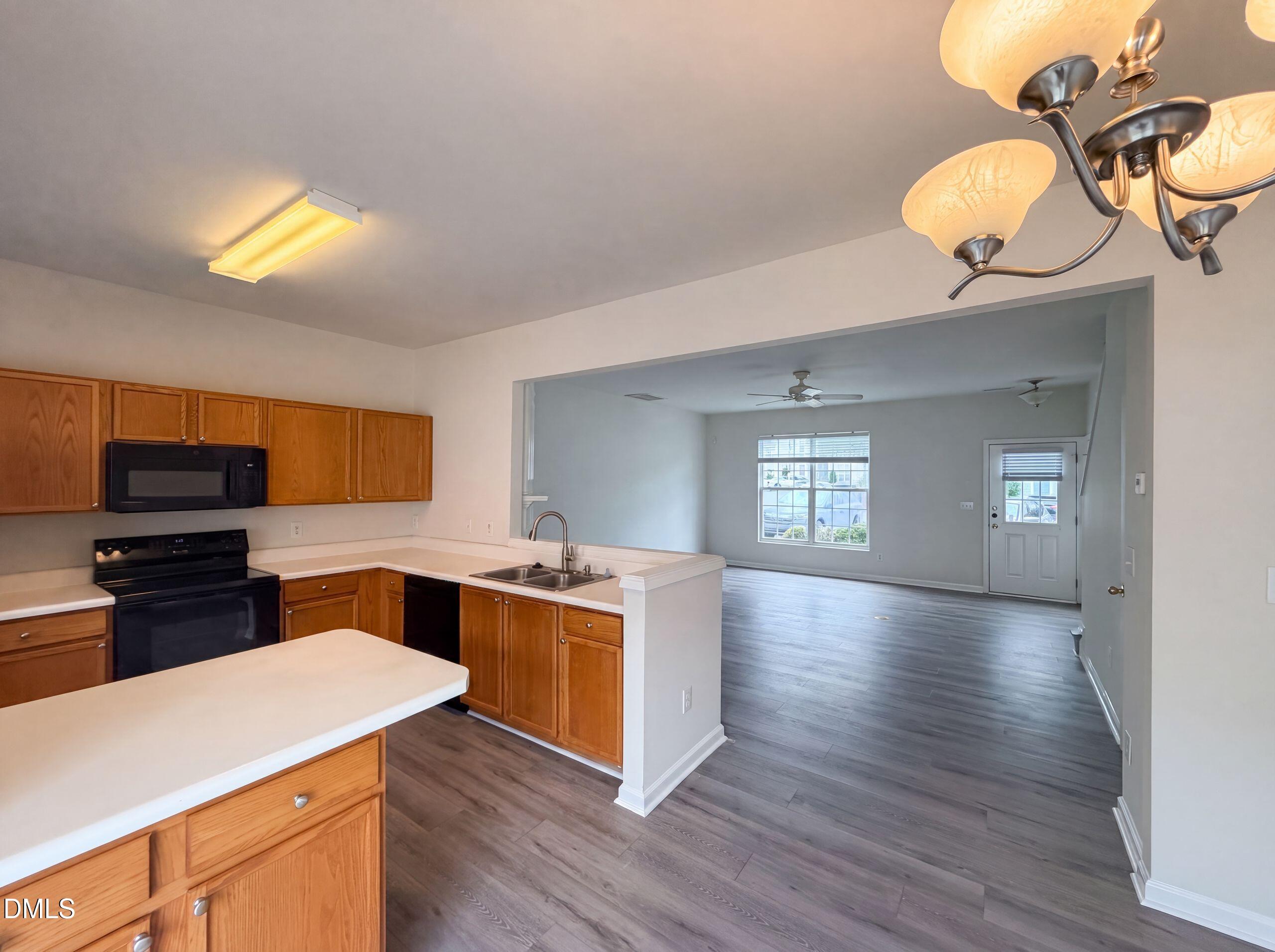 5111 Brooke Lauren Lane Property Photo 7