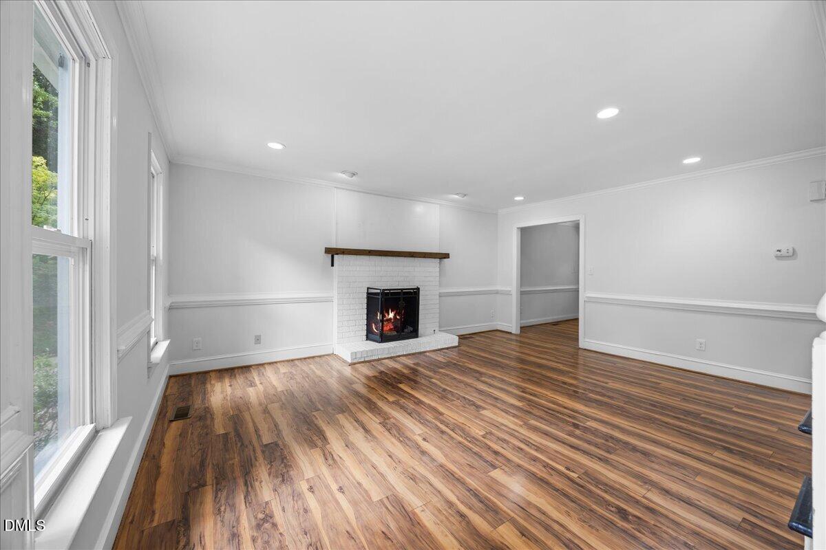 4404 Lancashire Drive Property Photo 4