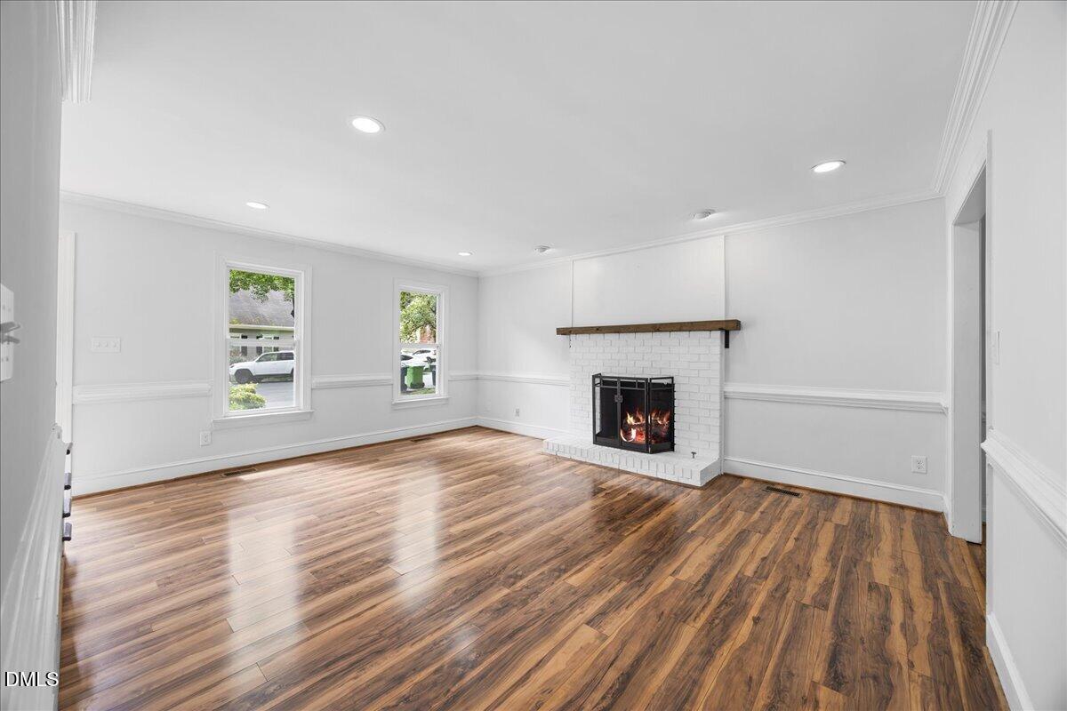 4404 Lancashire Drive Property Photo 6