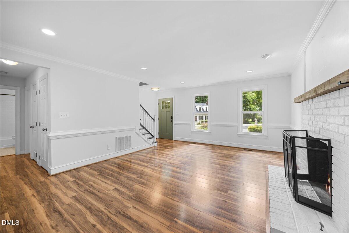 4404 Lancashire Drive Property Photo 7