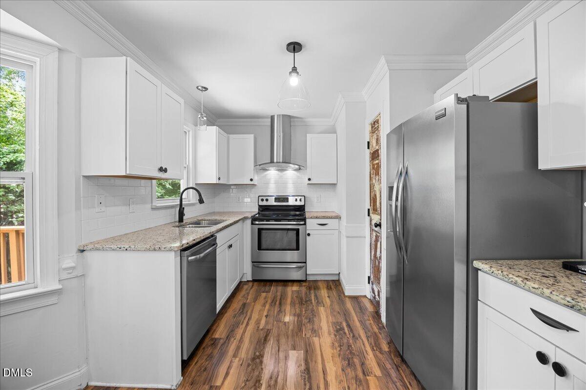 4404 Lancashire Drive Property Photo 8