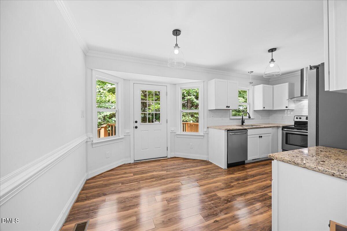 4404 Lancashire Drive Property Photo 12