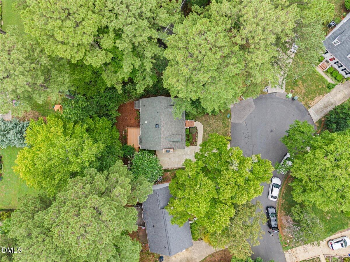 4404 Lancashire Drive Property Photo 32