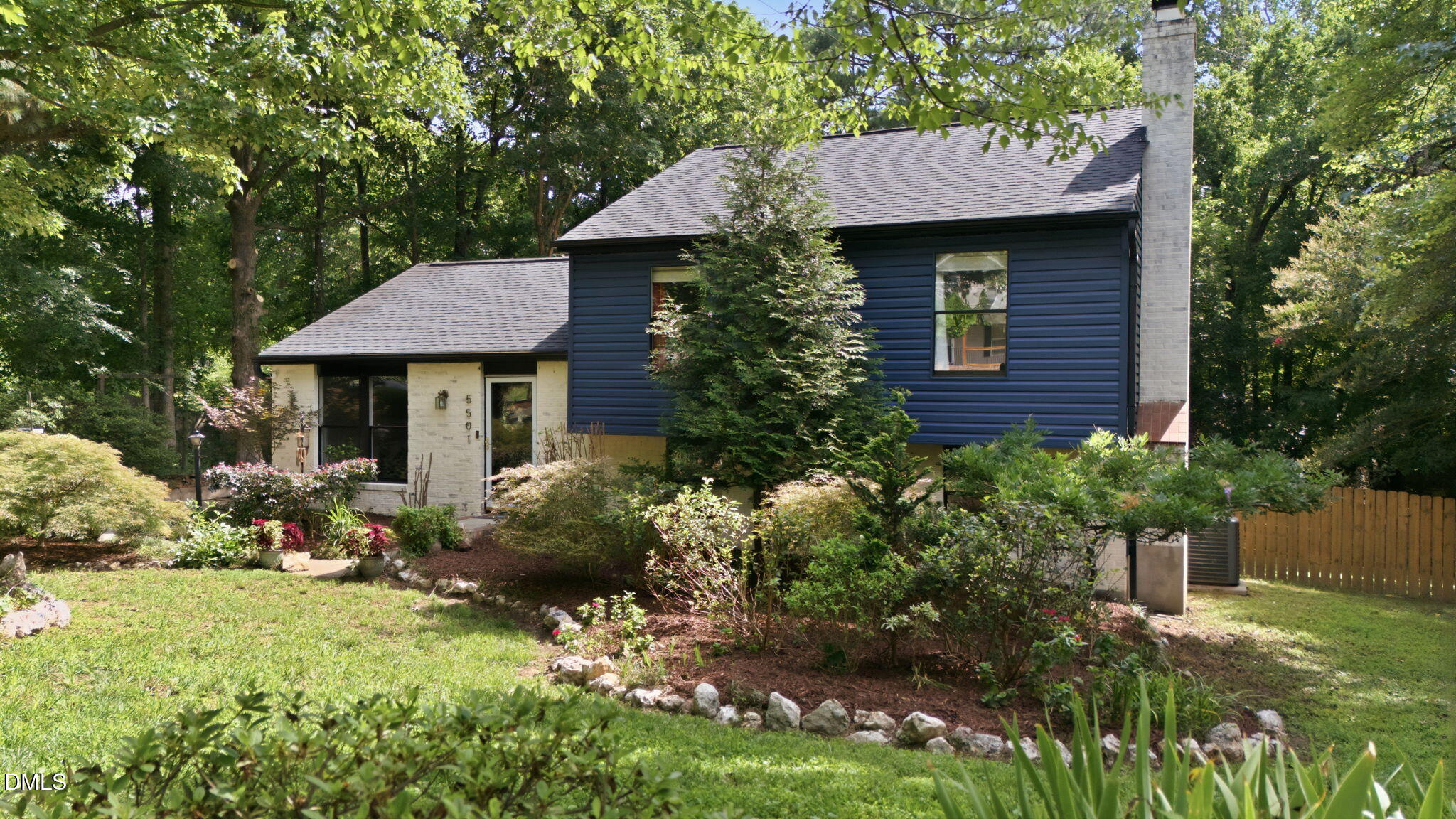 5501 Lacy Road Property Photo 1