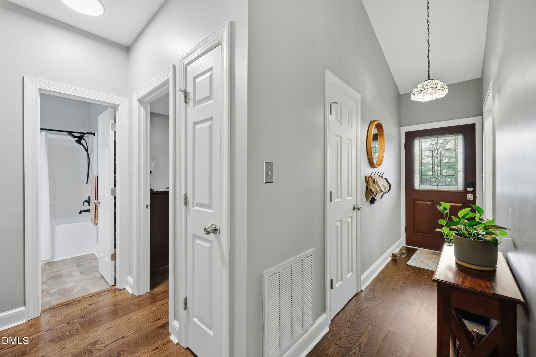 1244 Shadowbark Court Property Photo 6