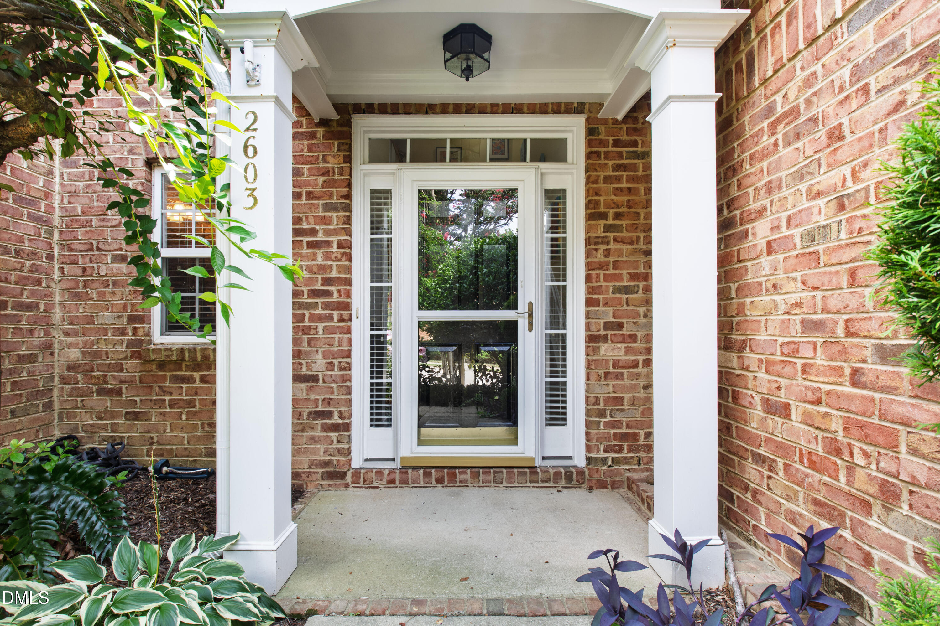 2603 Glen Eden Drive Property Photo 3