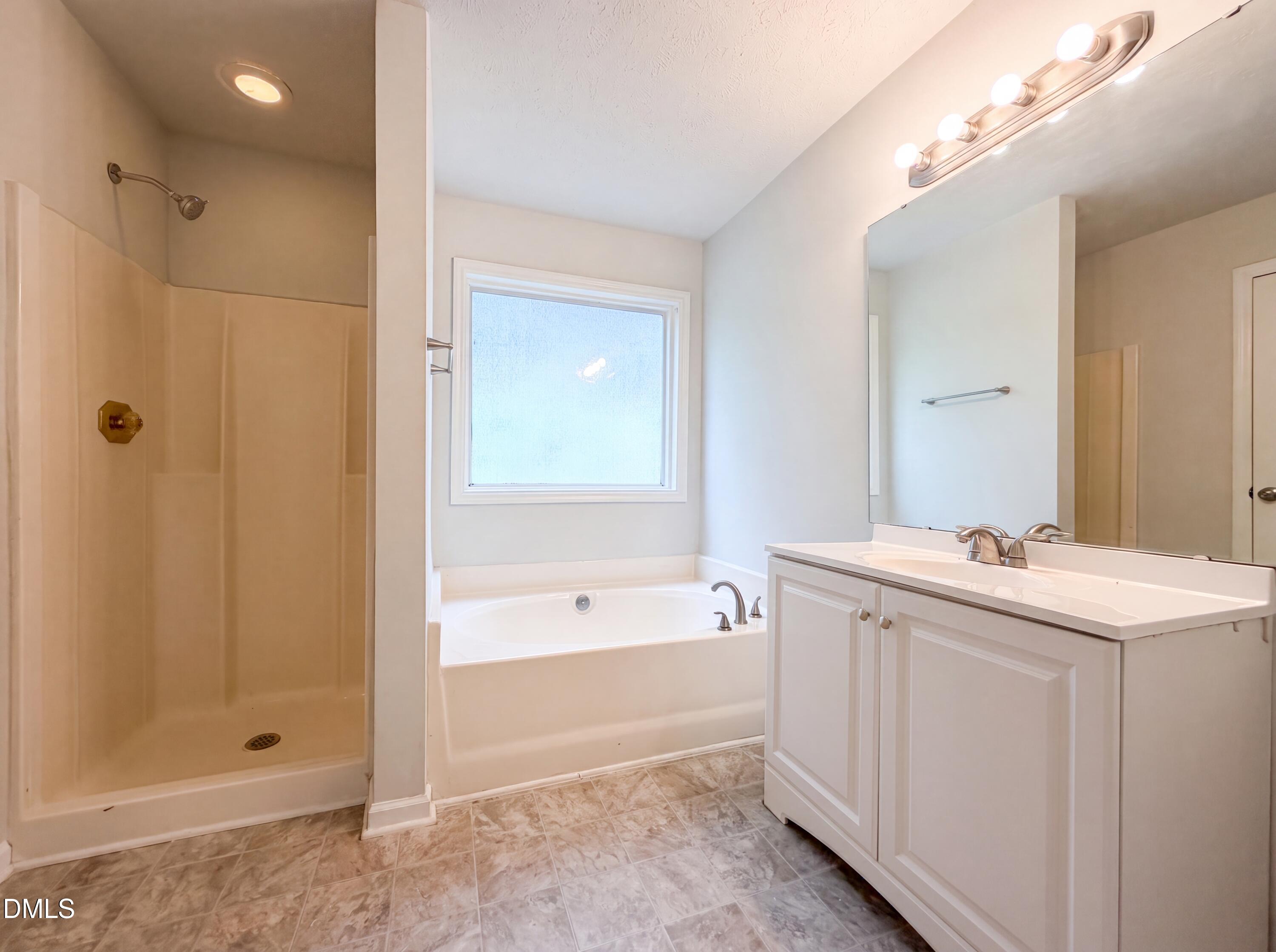 819 Sunrise Drive Property Photo 17