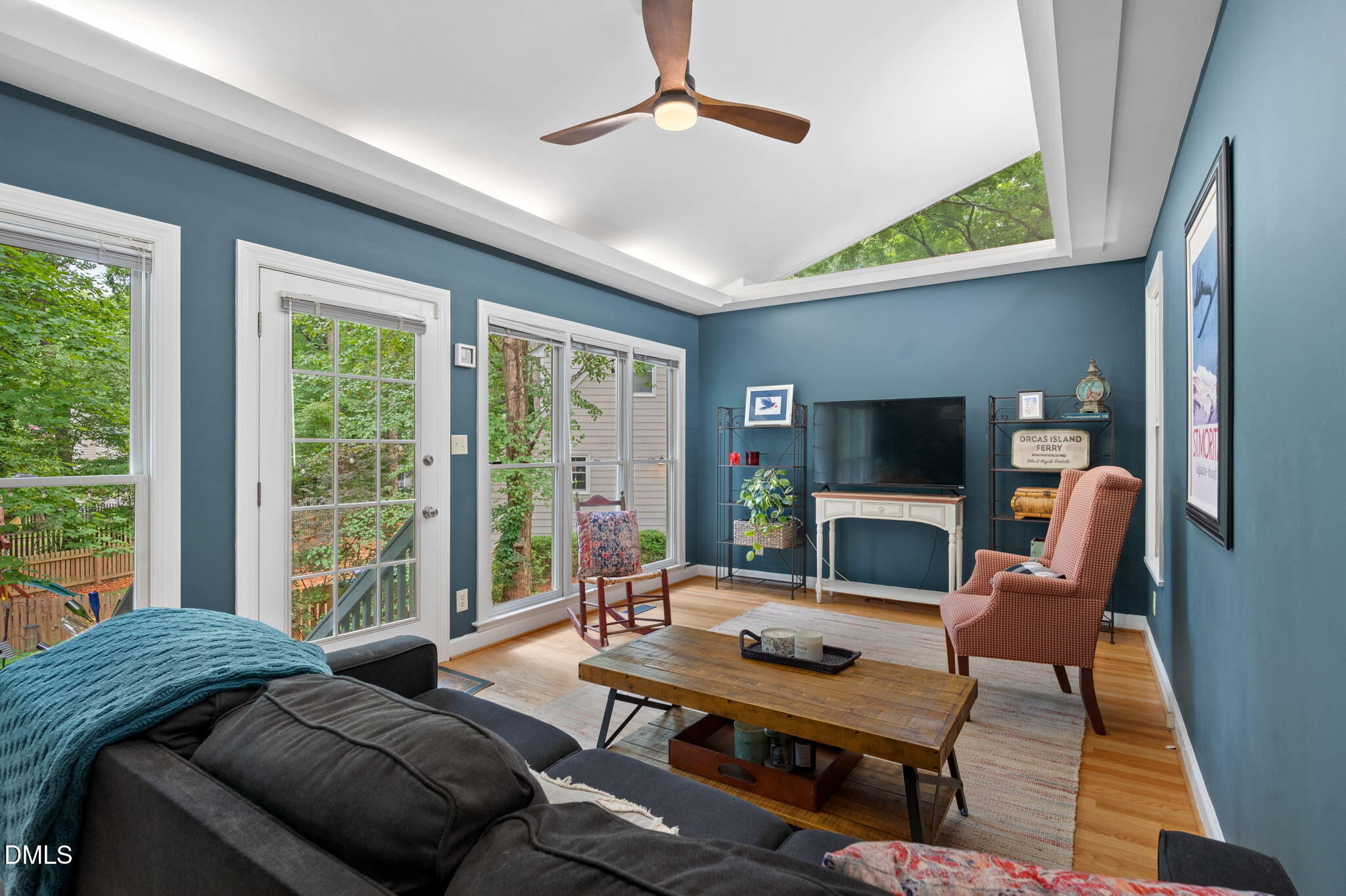7 Fox Chase Lane Property Photo 8