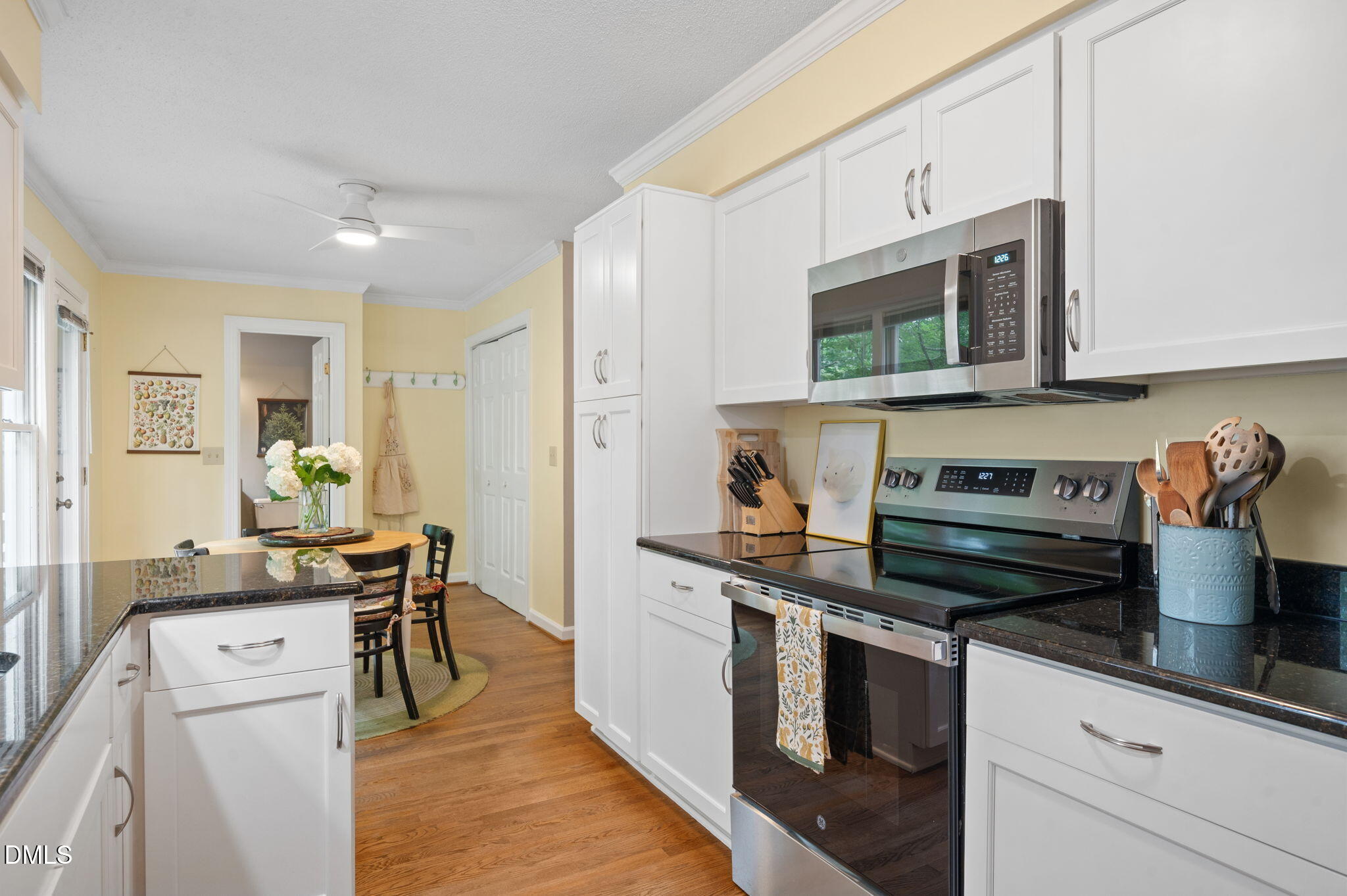 7 Fox Chase Lane Property Photo 13