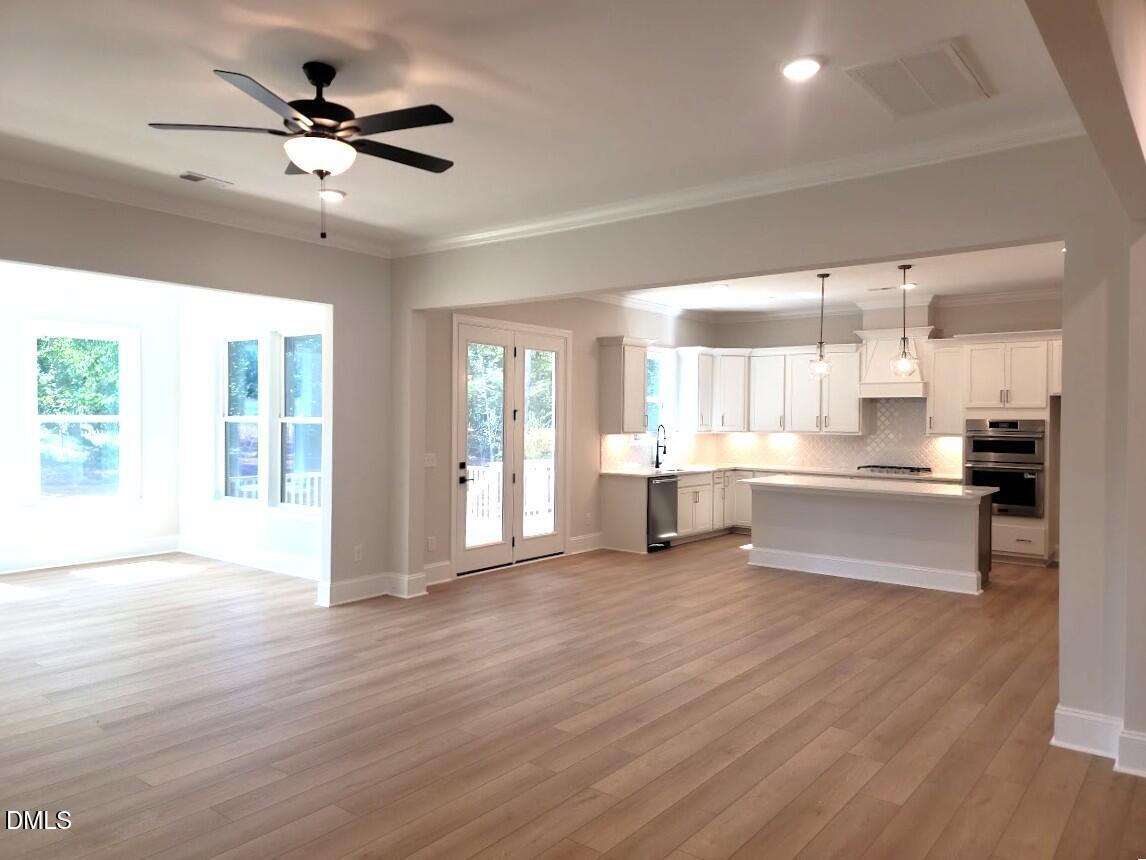 1916 Stockton Springs Drive Property Photo 4