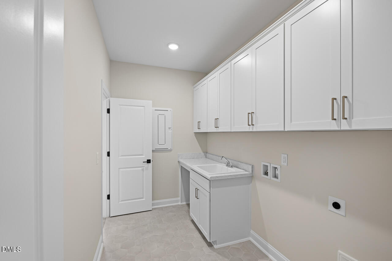 1916 Stockton Springs Drive Property Photo 29
