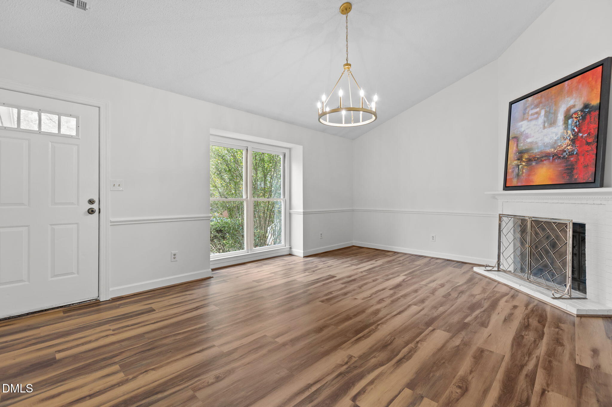 500 W Woodcroft Parkway 18c Property Photo 5