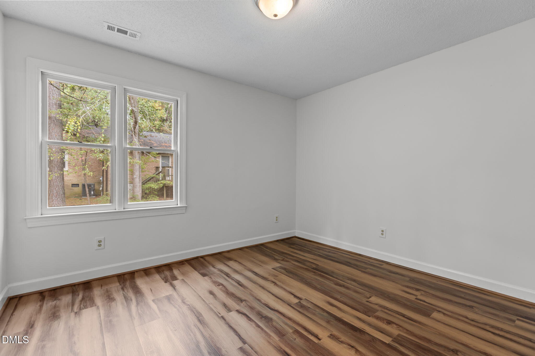 500 W Woodcroft Parkway 18c Property Photo 18