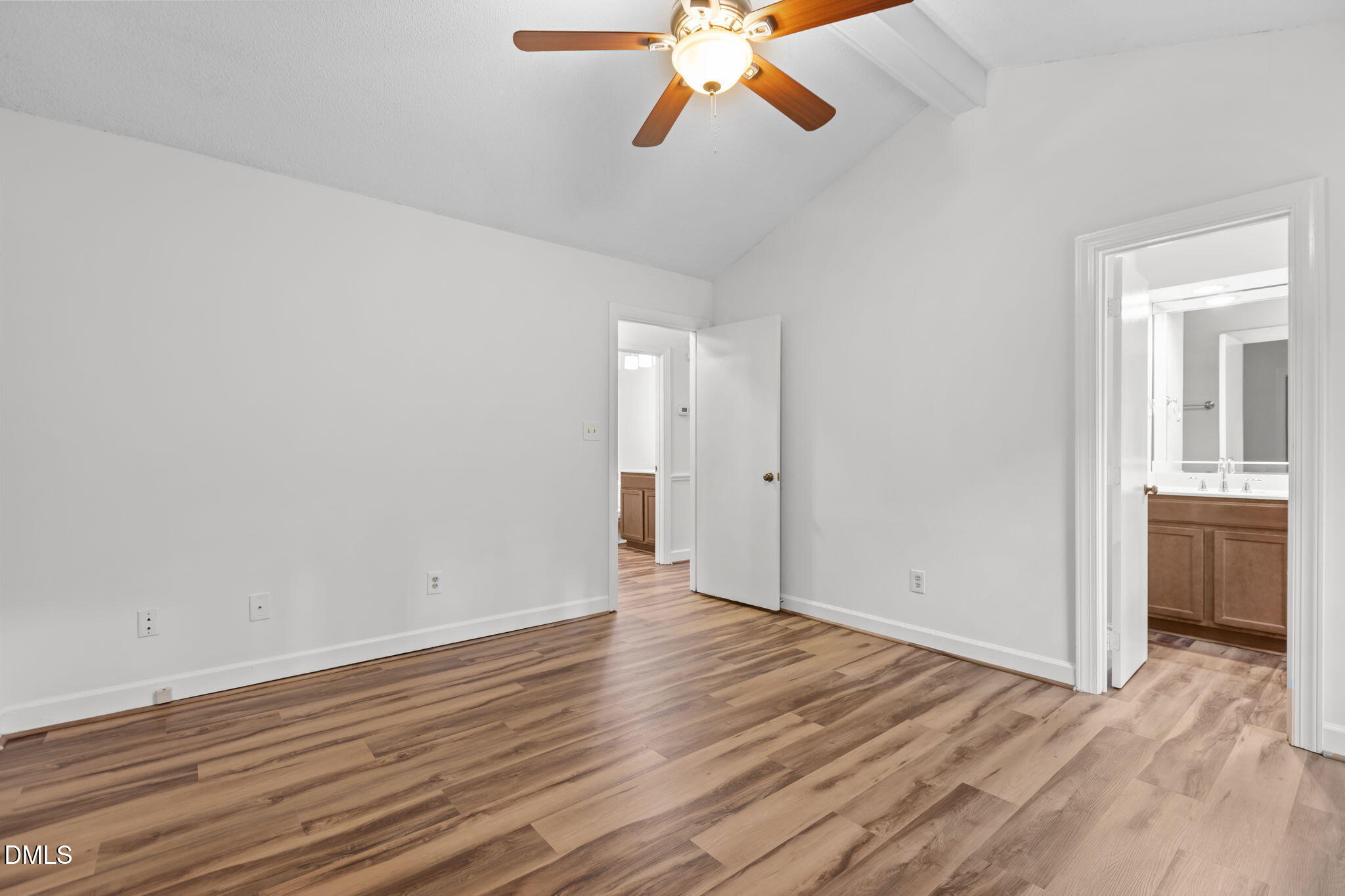 500 W Woodcroft Parkway 18c Property Photo 21