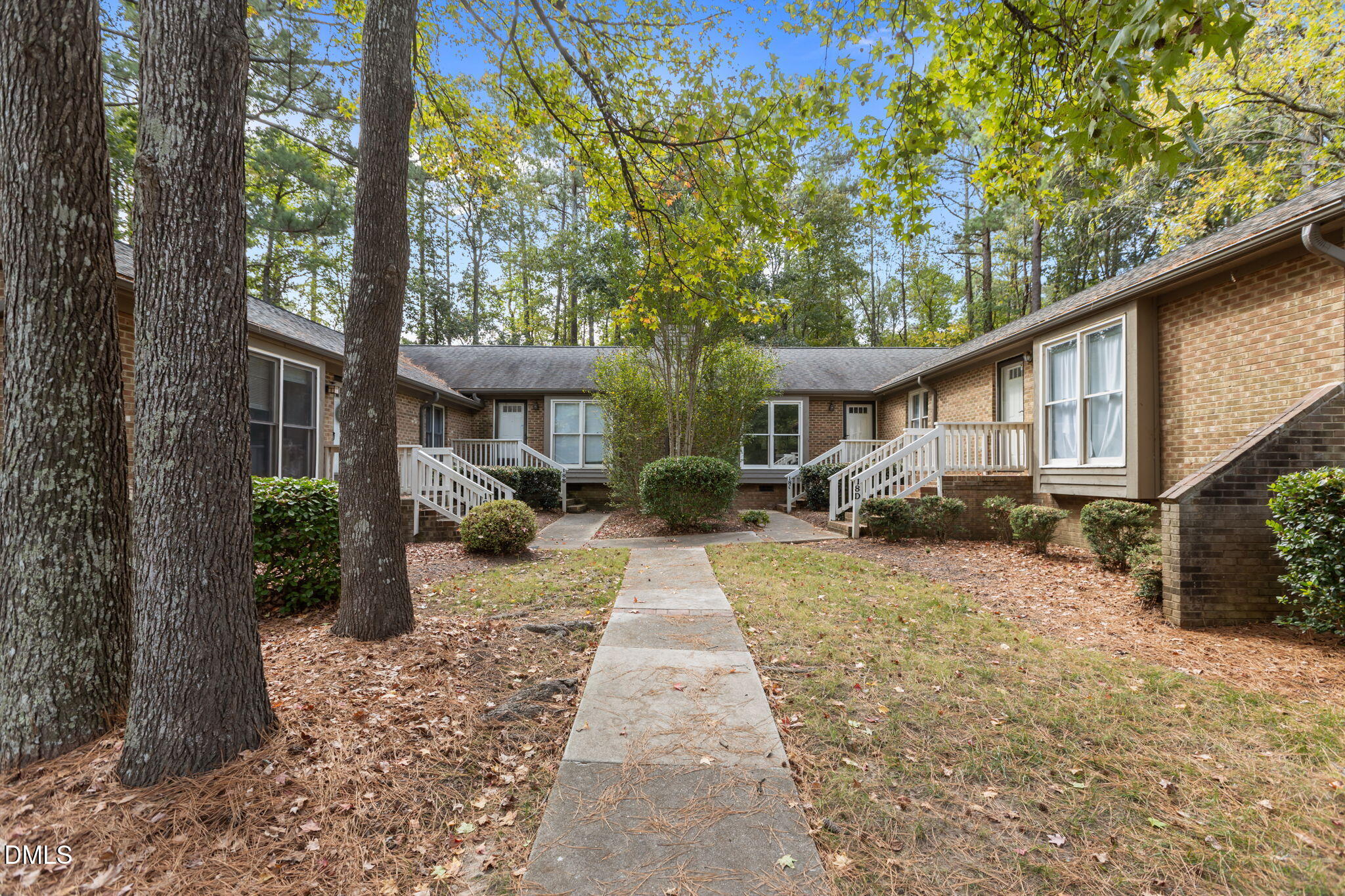 500 W Woodcroft Parkway 18c Property Photo 33