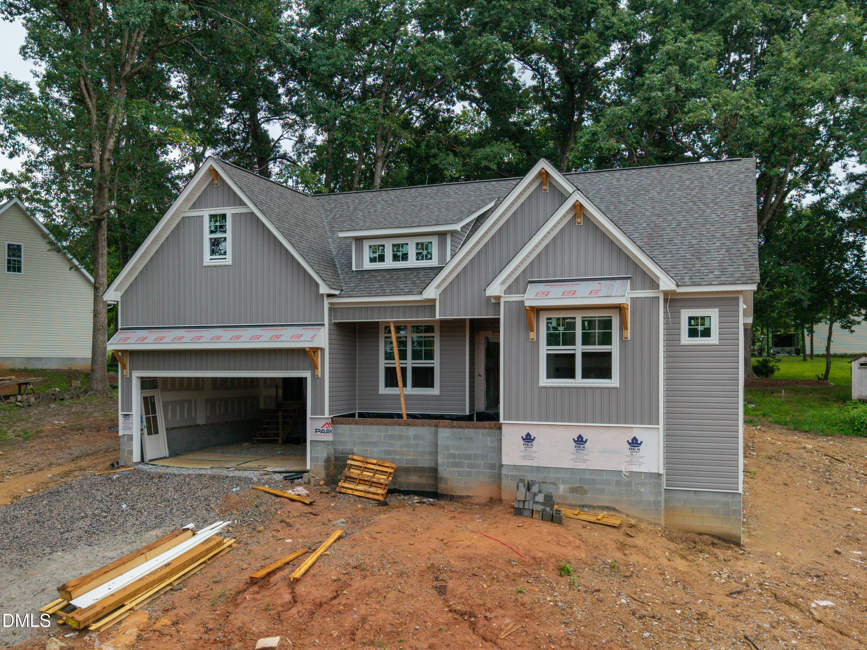 1039 Heather Lane