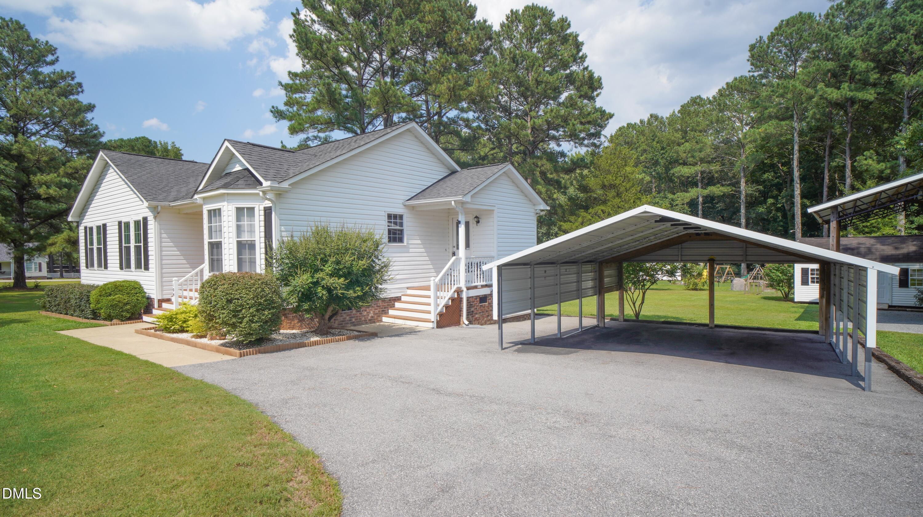 104 Trey Drive Property Photo 3
