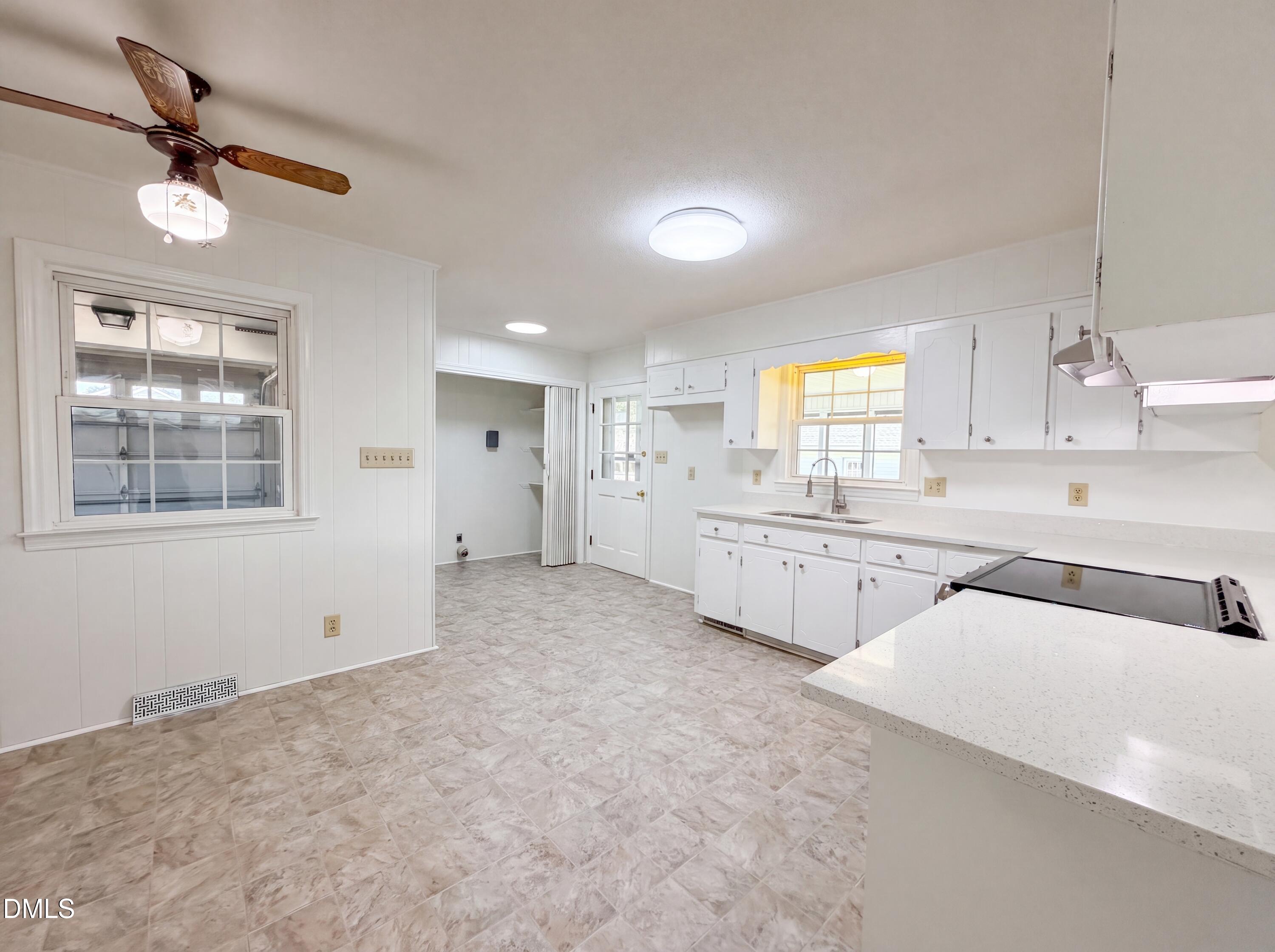 800 Lucas Street Property Photo 5