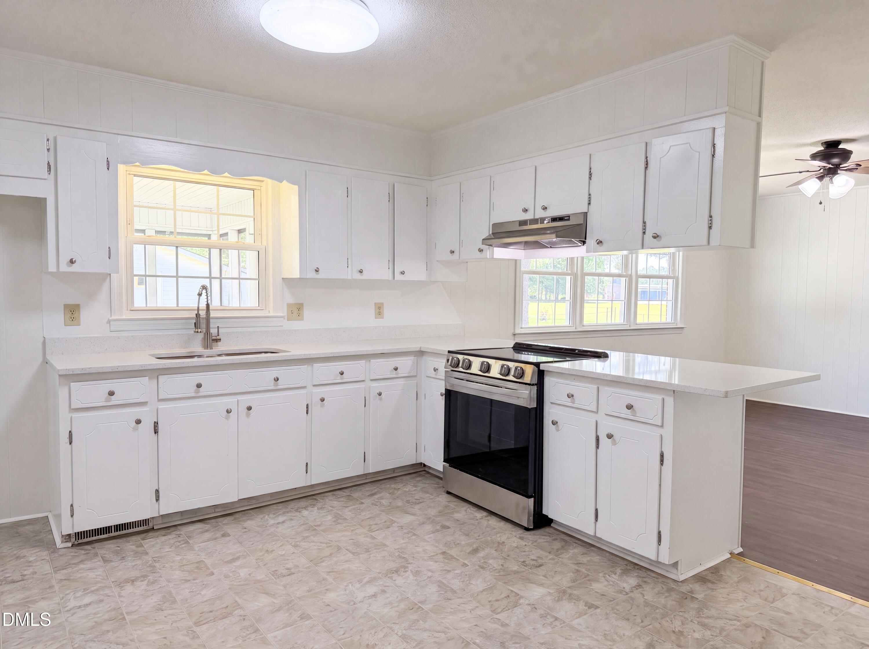 800 Lucas Street Property Photo 7