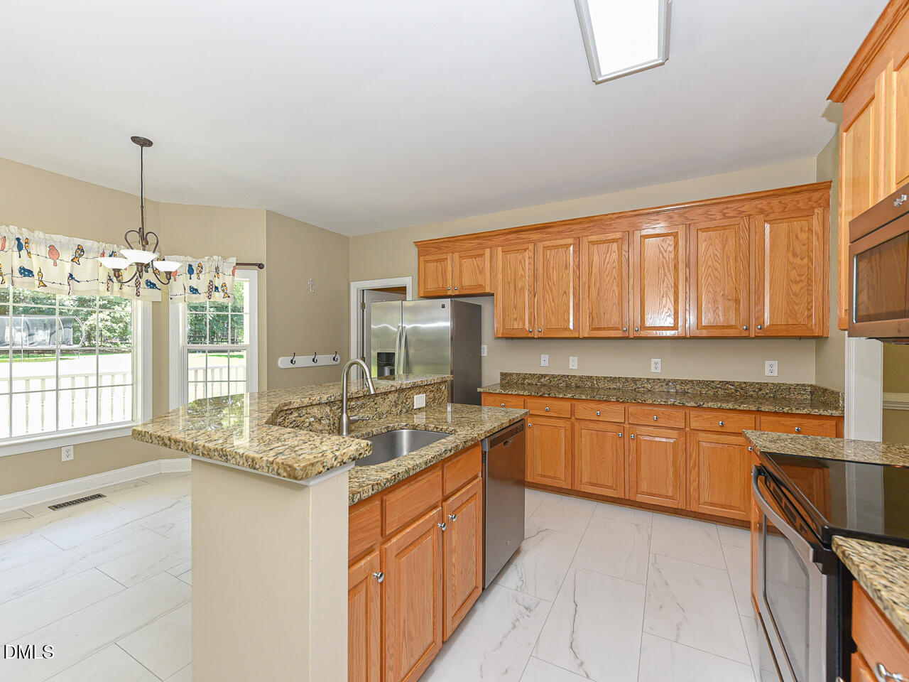 1229 Jogging Court Property Photo 12
