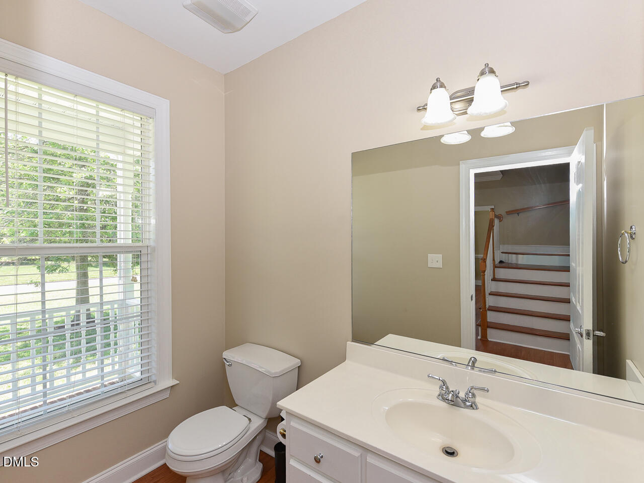 1229 Jogging Court Property Photo 21