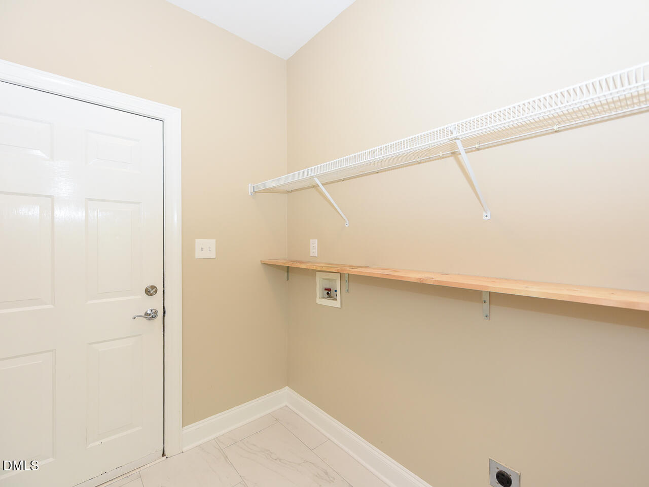 1229 Jogging Court Property Photo 22