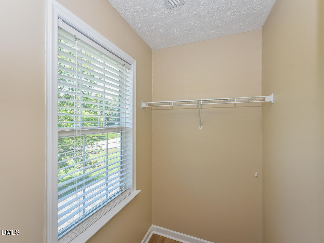 1229 Jogging Court Property Photo 34