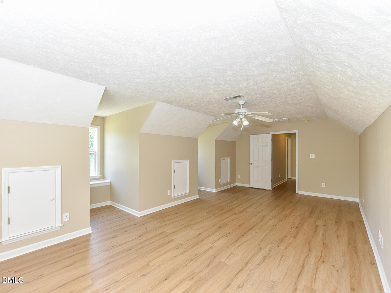 1229 Jogging Court Property Photo 37