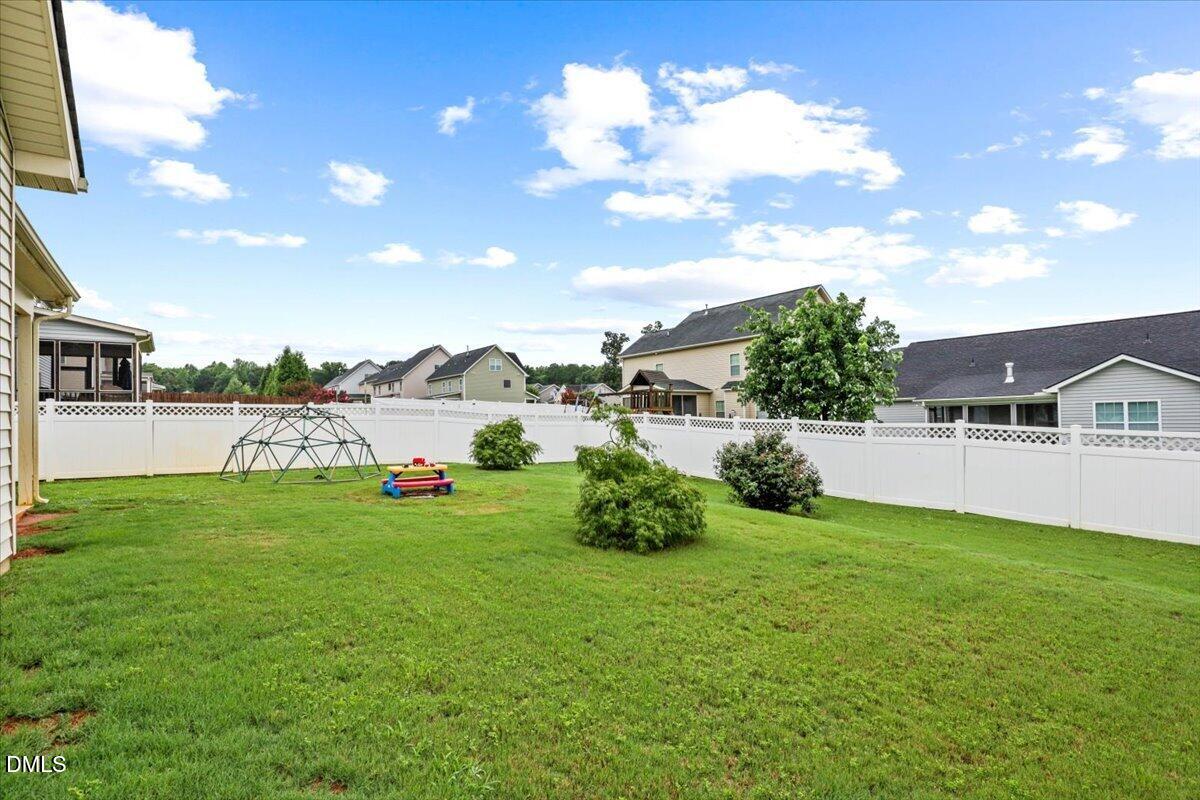 324 Lynshire Avenue Property Photo 8