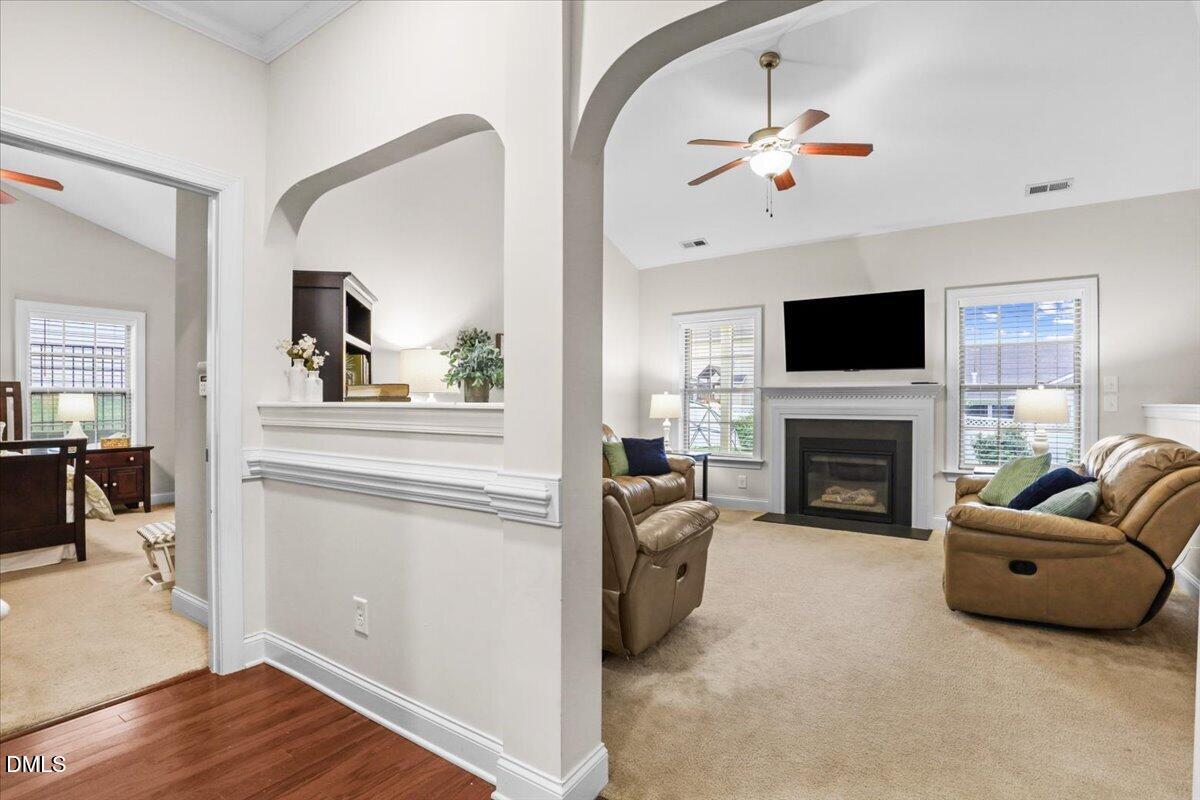 324 Lynshire Avenue Property Photo 9