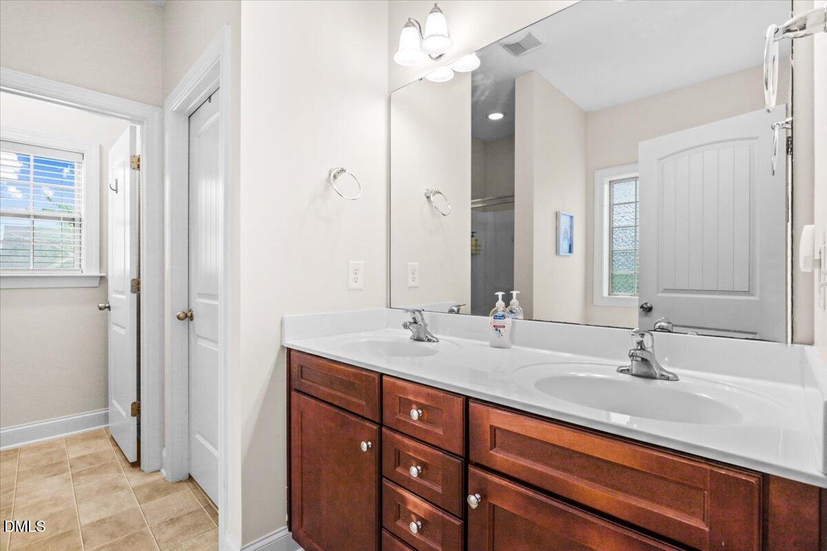 324 Lynshire Avenue Property Photo 26