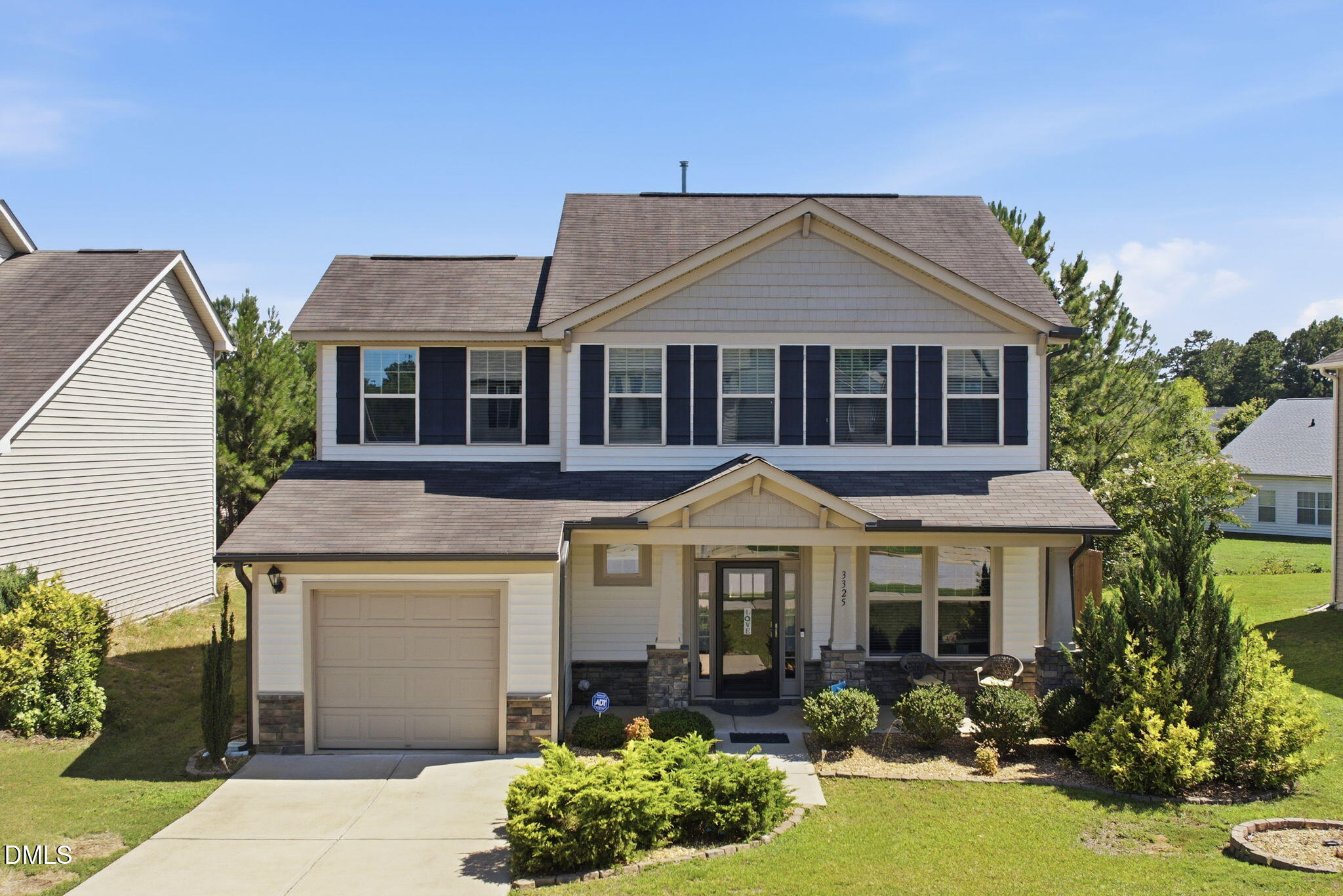 3325 Snowberry Drive Property Photo 1