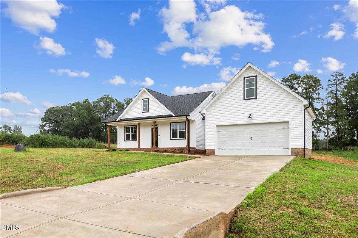 1229 Scarlet Oak Road Property Photo 3