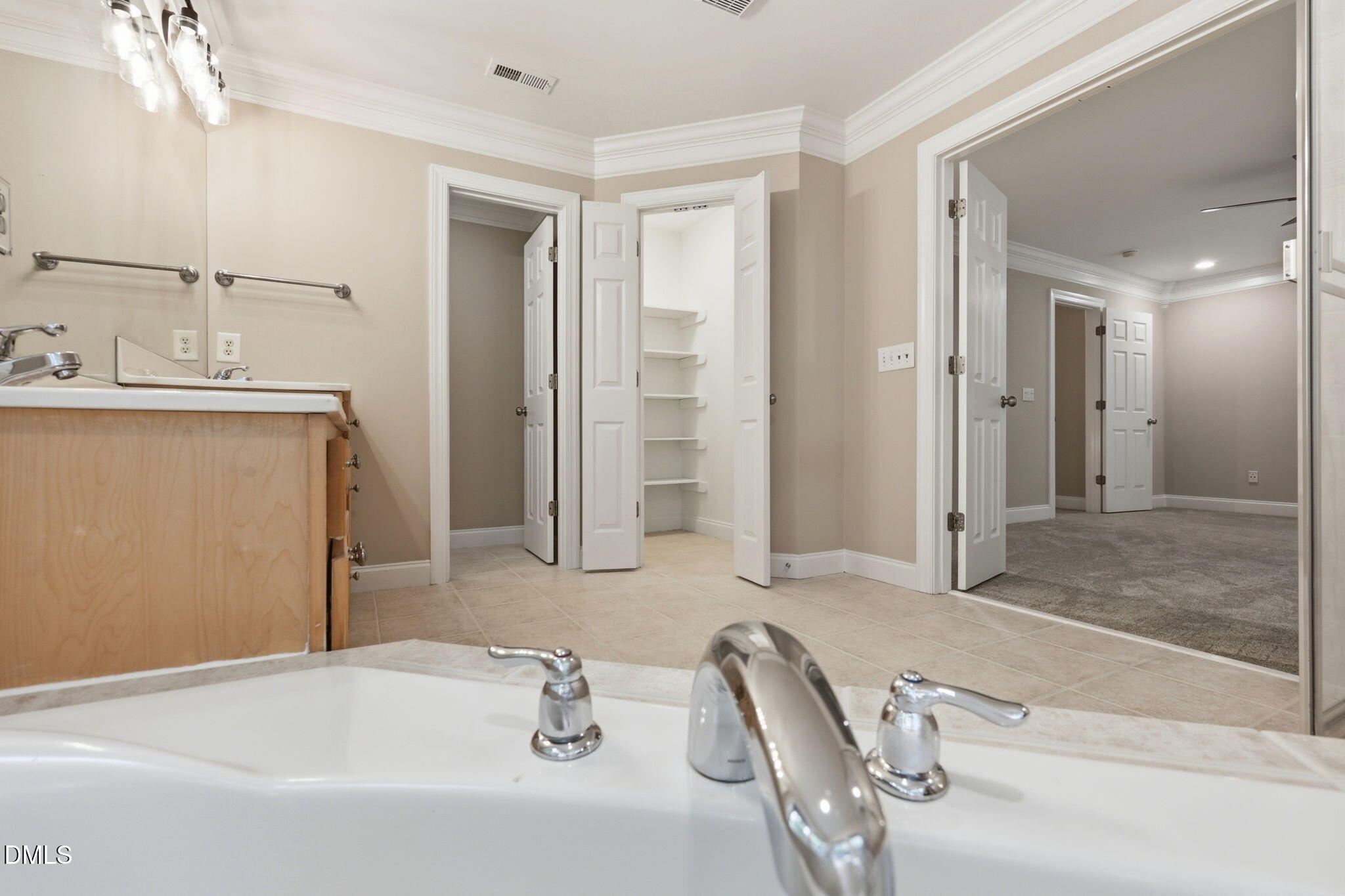 113 Gullane Court Property Photo 28