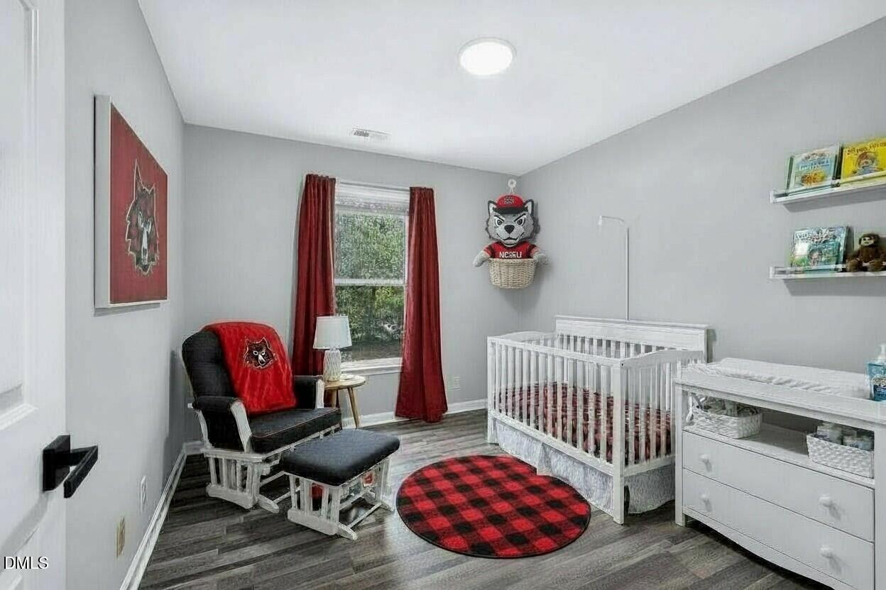 708 Powell Drive A Property Photo 9