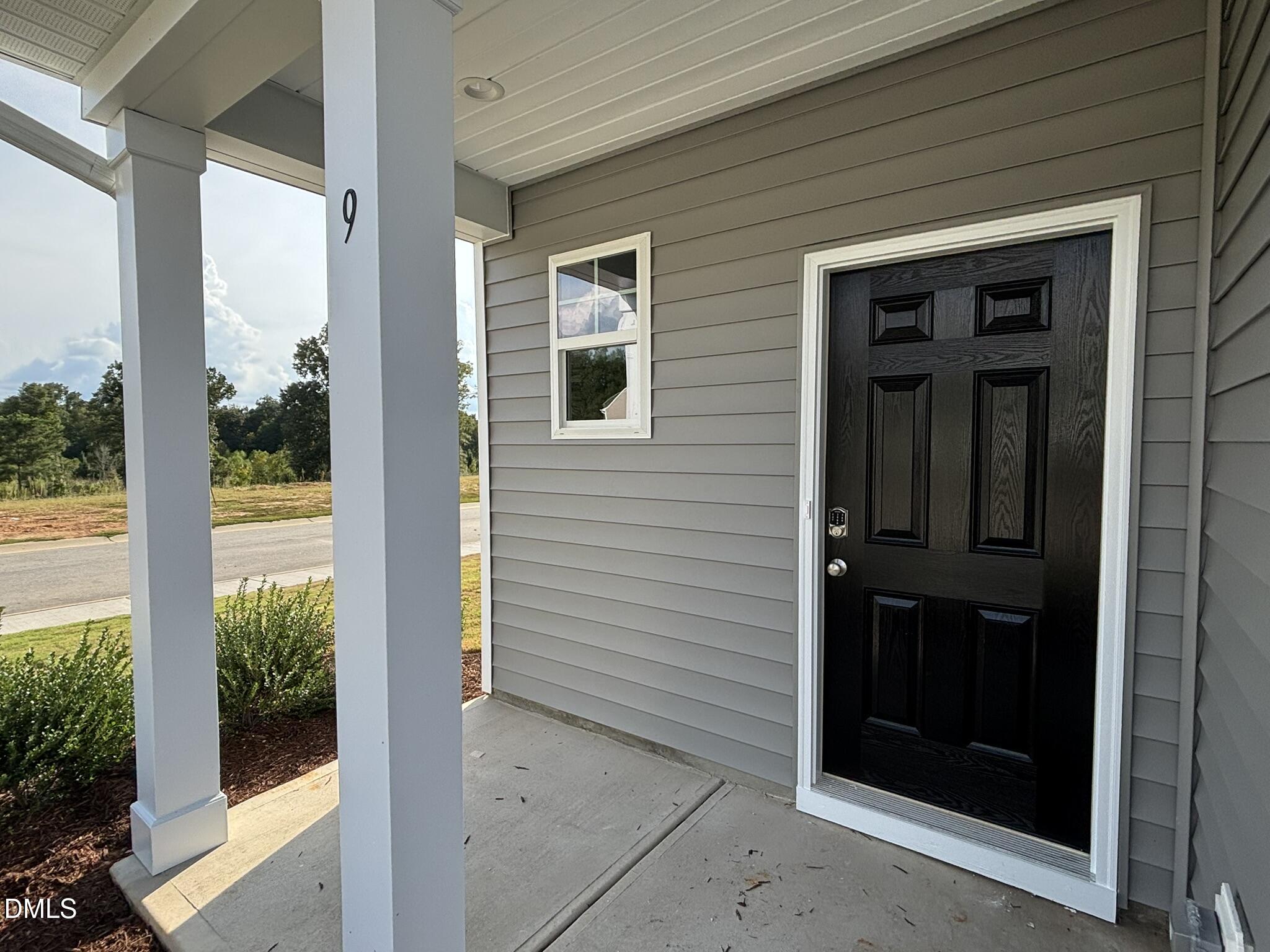 9 Steppe Way Property Photo 2