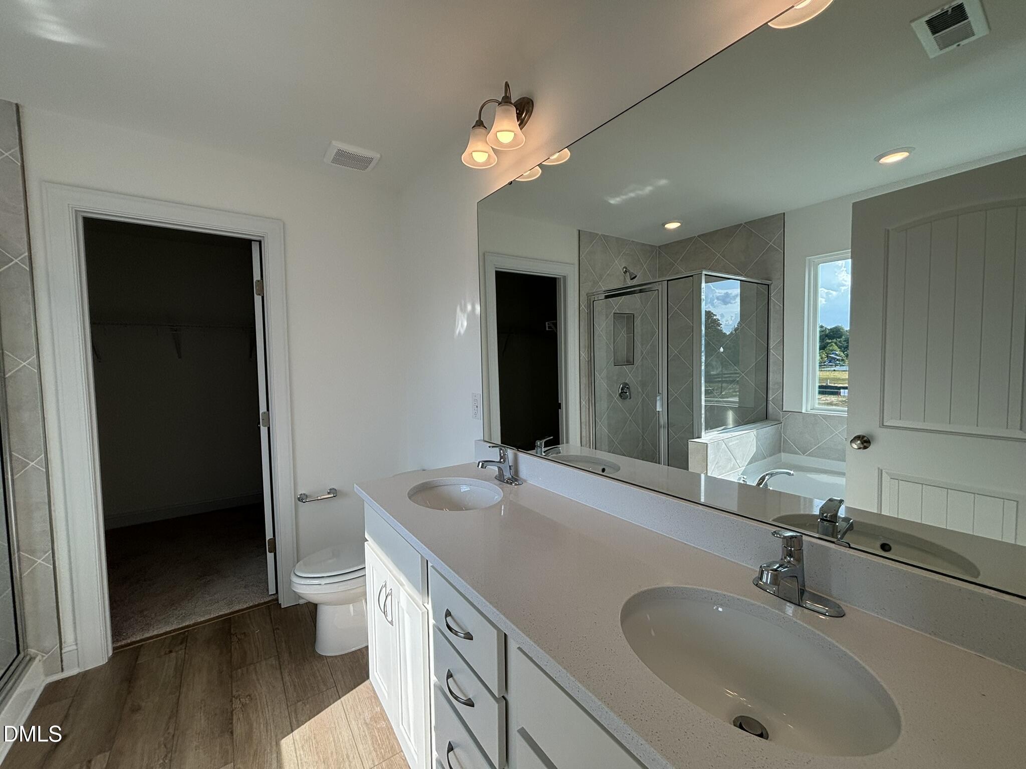 9 Steppe Way Property Photo 12