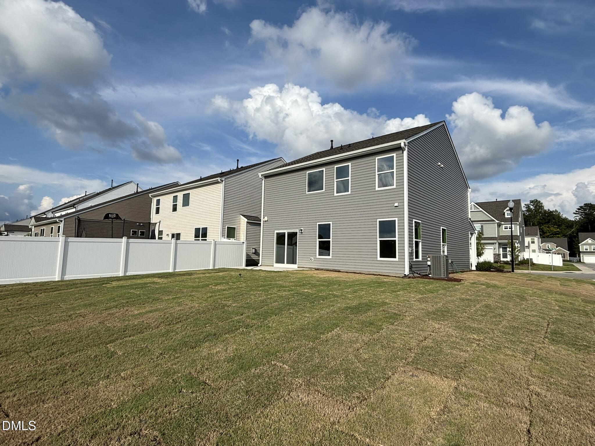 9 Steppe Way Property Photo 24