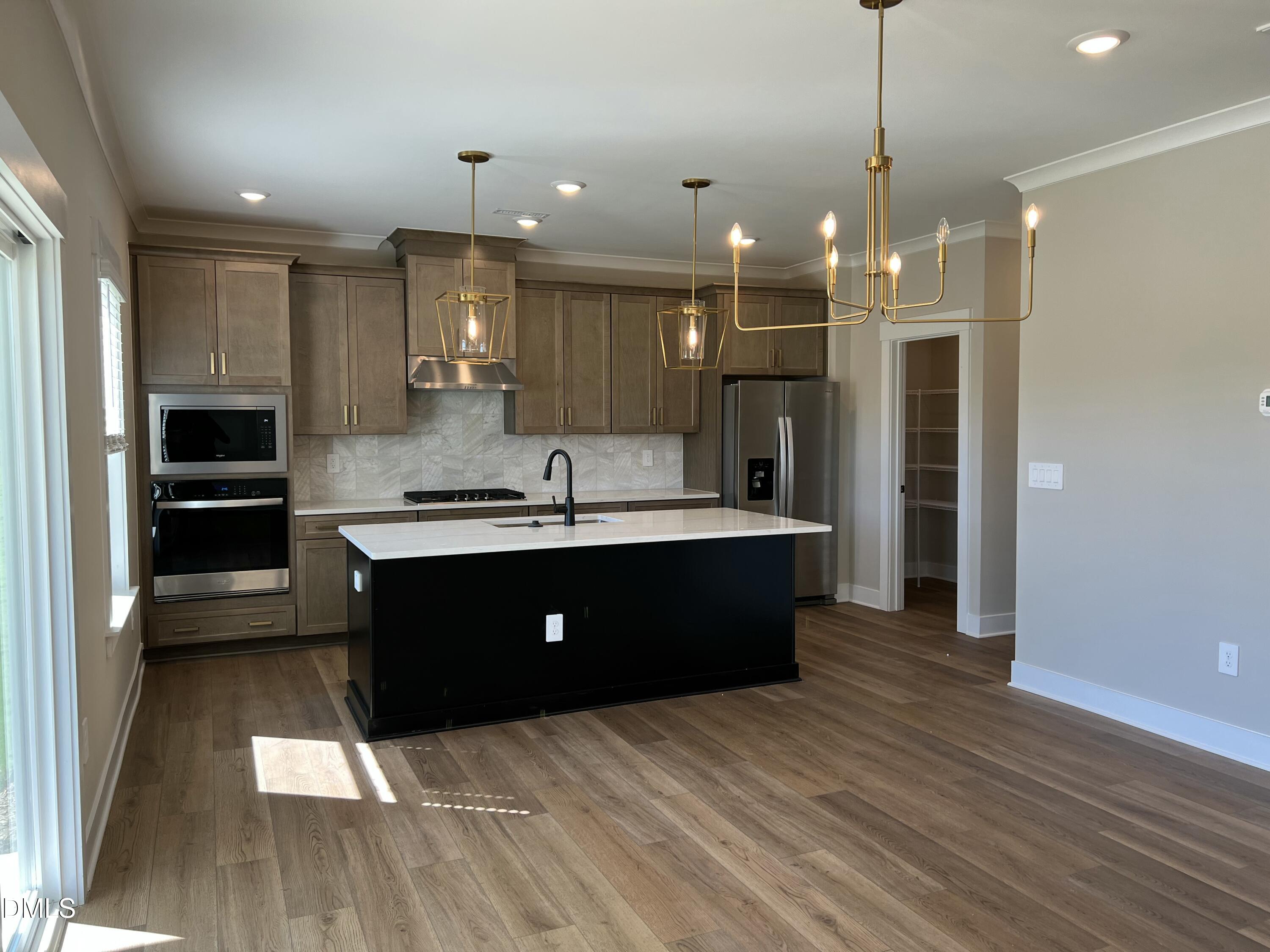3517 Blythedale Lane Property Photo 5