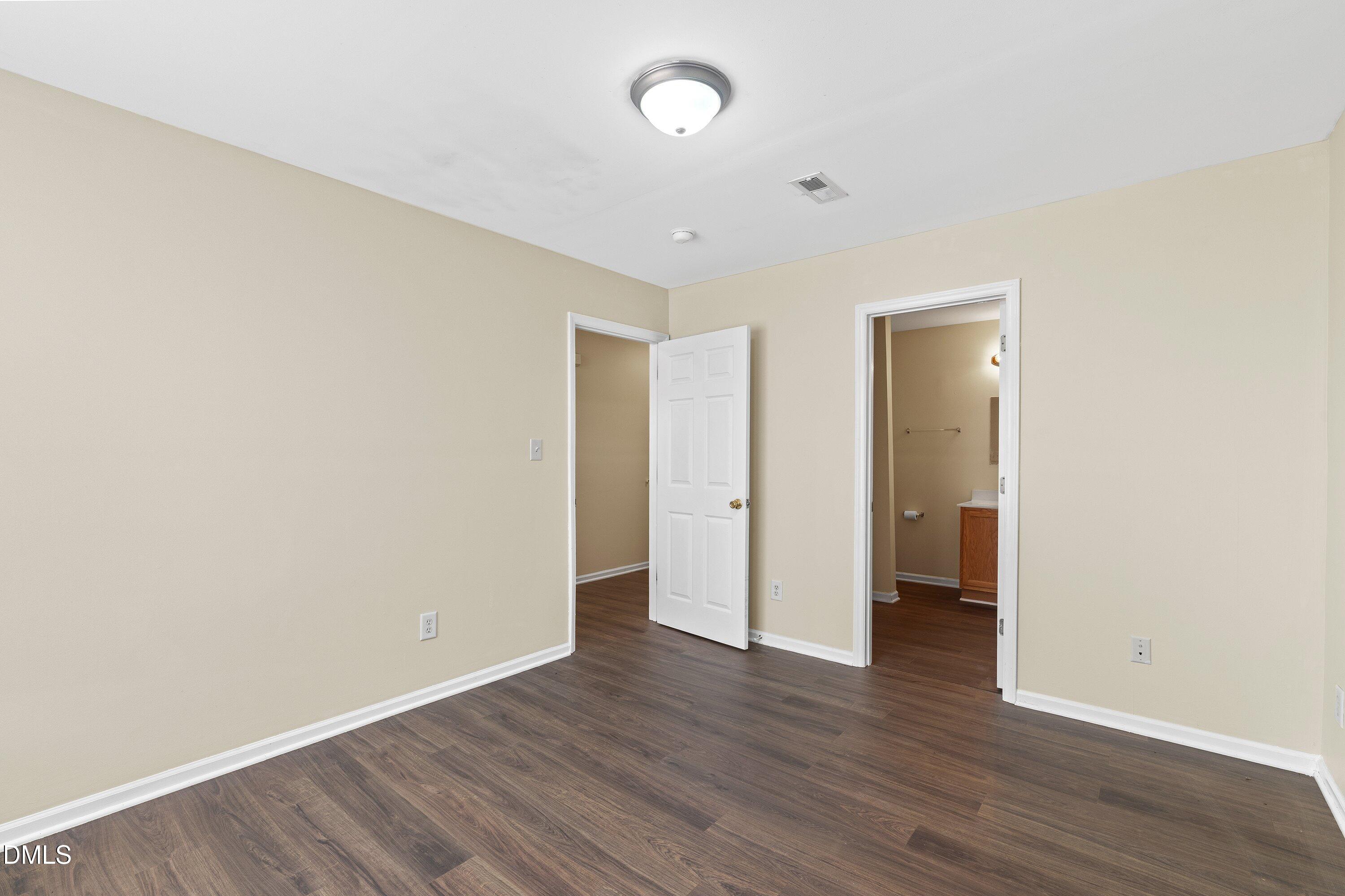 216 Anna Street Property Photo 9