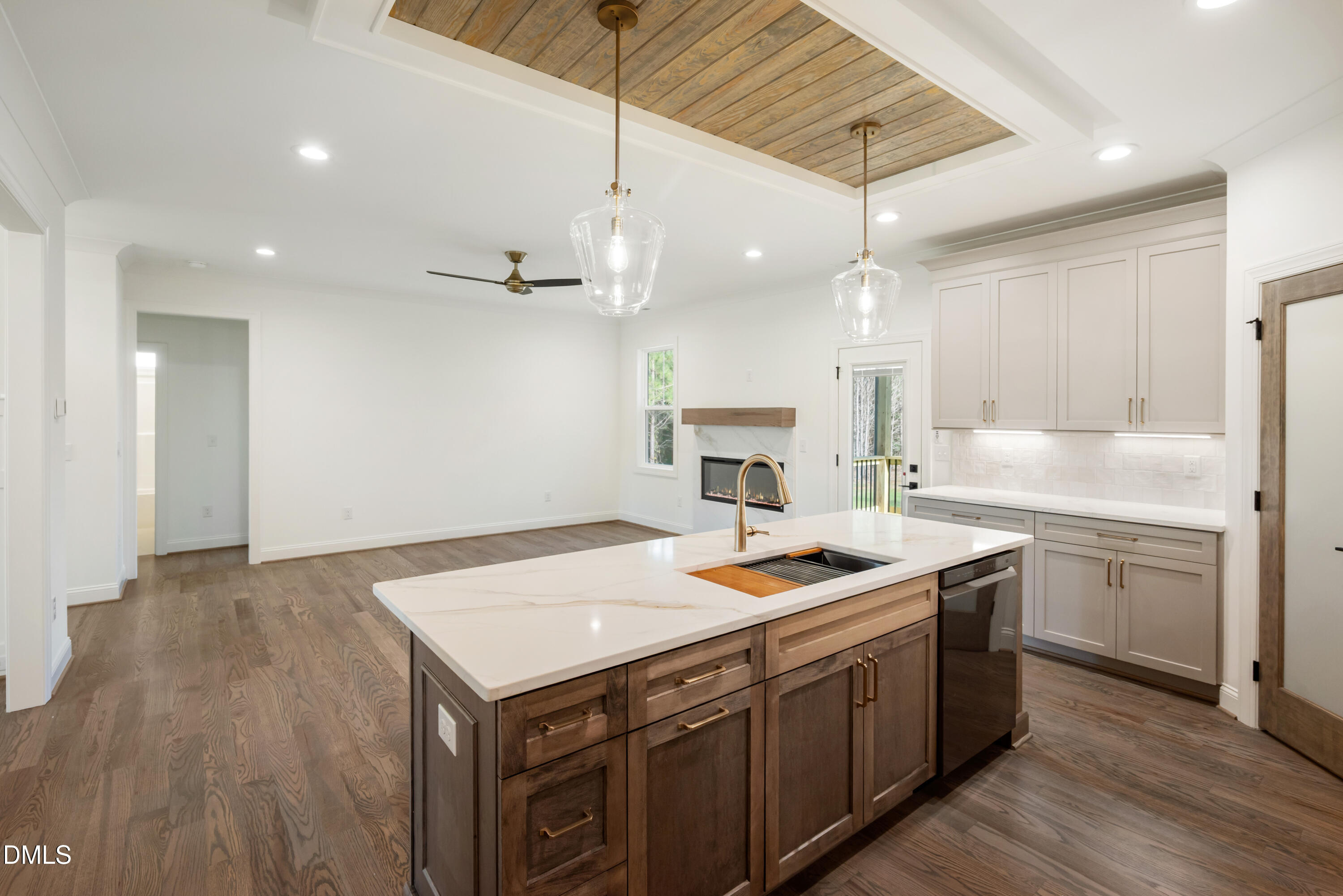 8625 Savage Road Property Photo 18