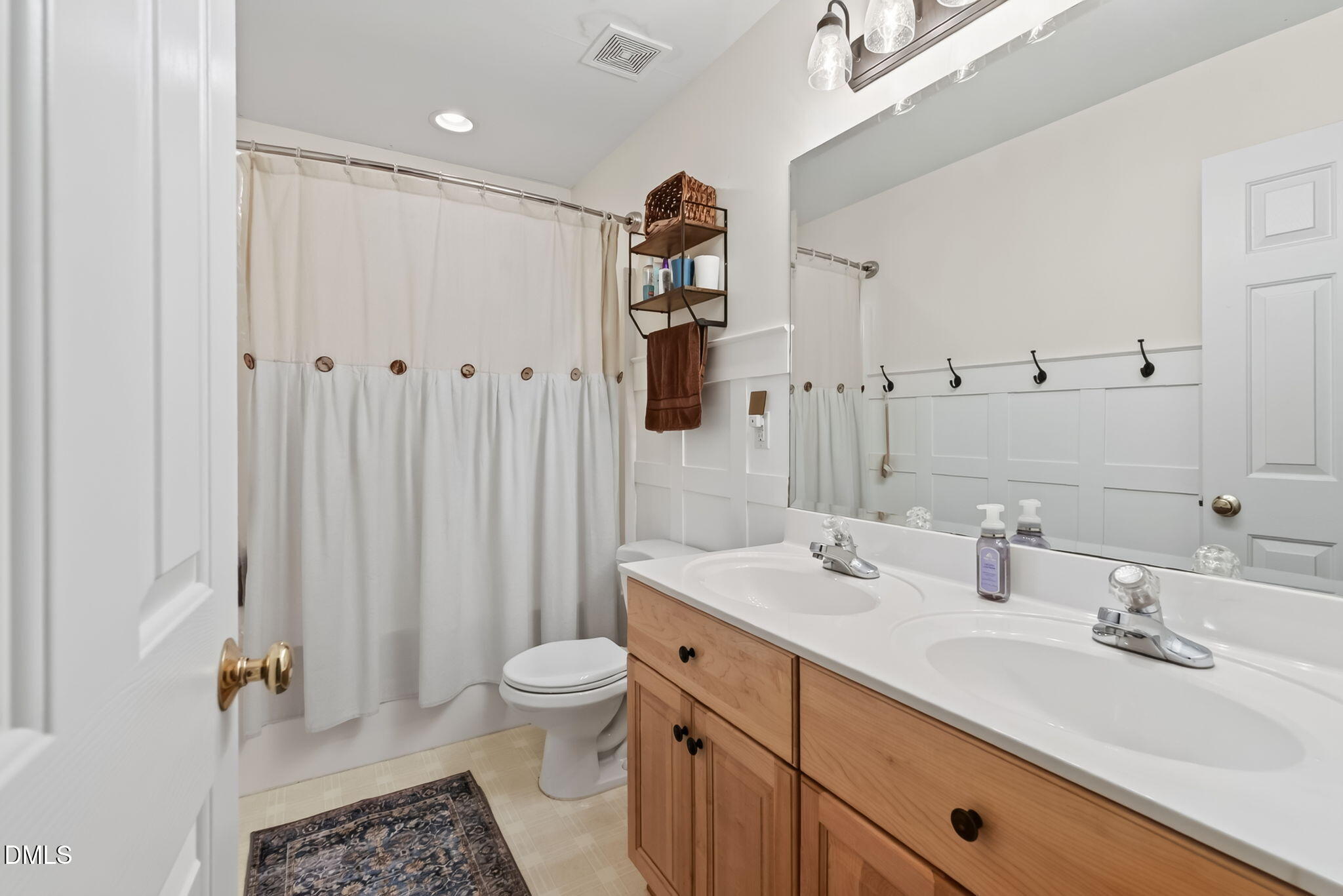 209 Wild Holly Lane Property Photo 29